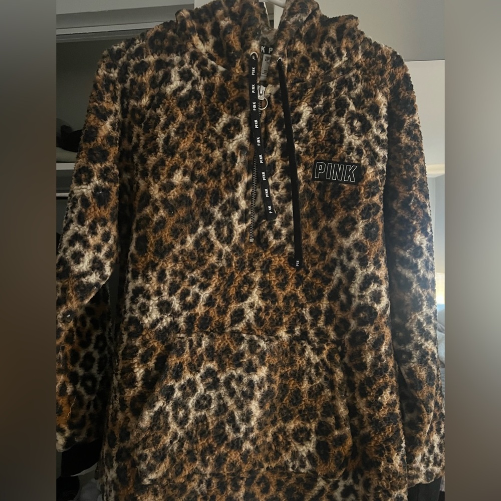 PINK Victoria's Secret Leopard Print Hoodie - Picture 1 of 1